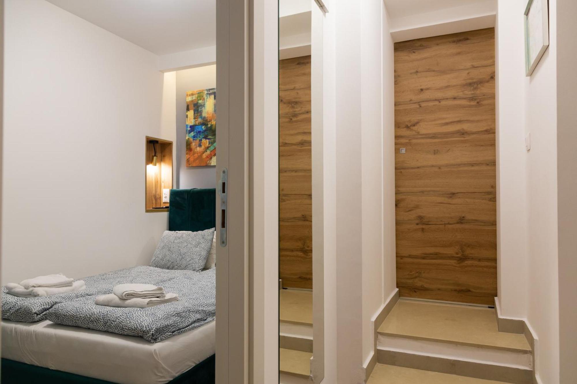 Apartment Grand Suite Белград Номер фото